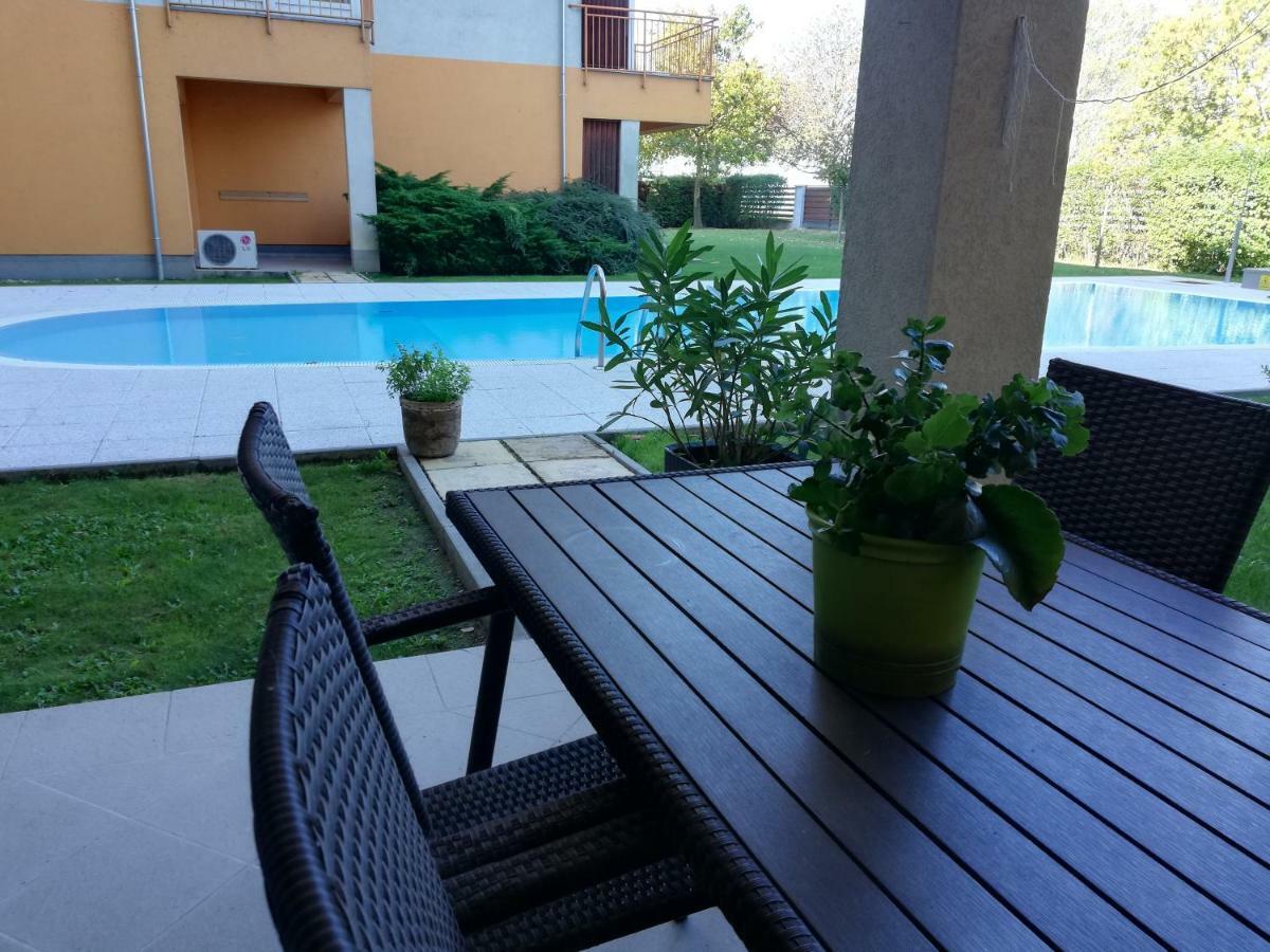 Viktoria Apartmanok Siofok Ngoại thất bức ảnh