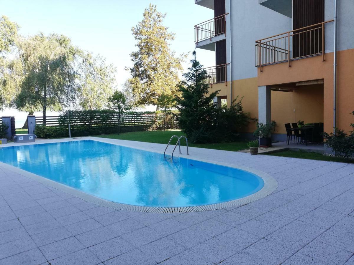 Viktoria Apartmanok Siofok Ngoại thất bức ảnh